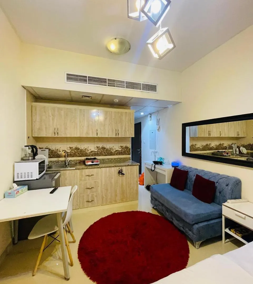 Dreams Apartments - Deira Dubai Capsule hotel